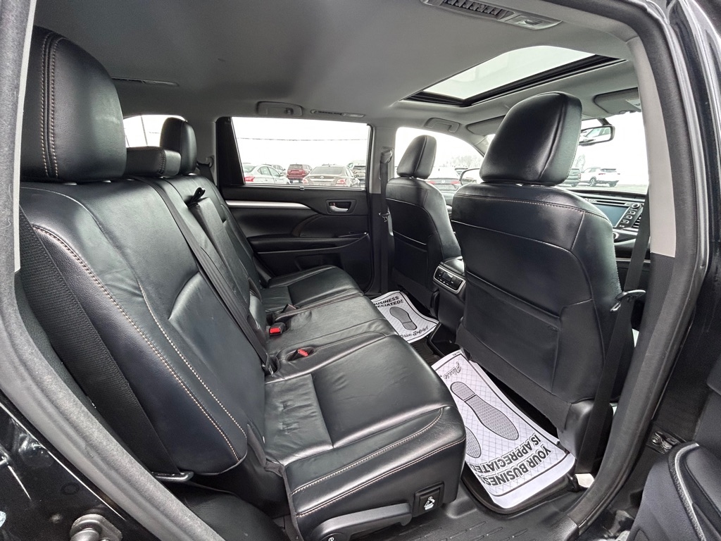 Toyota Highlander  2016