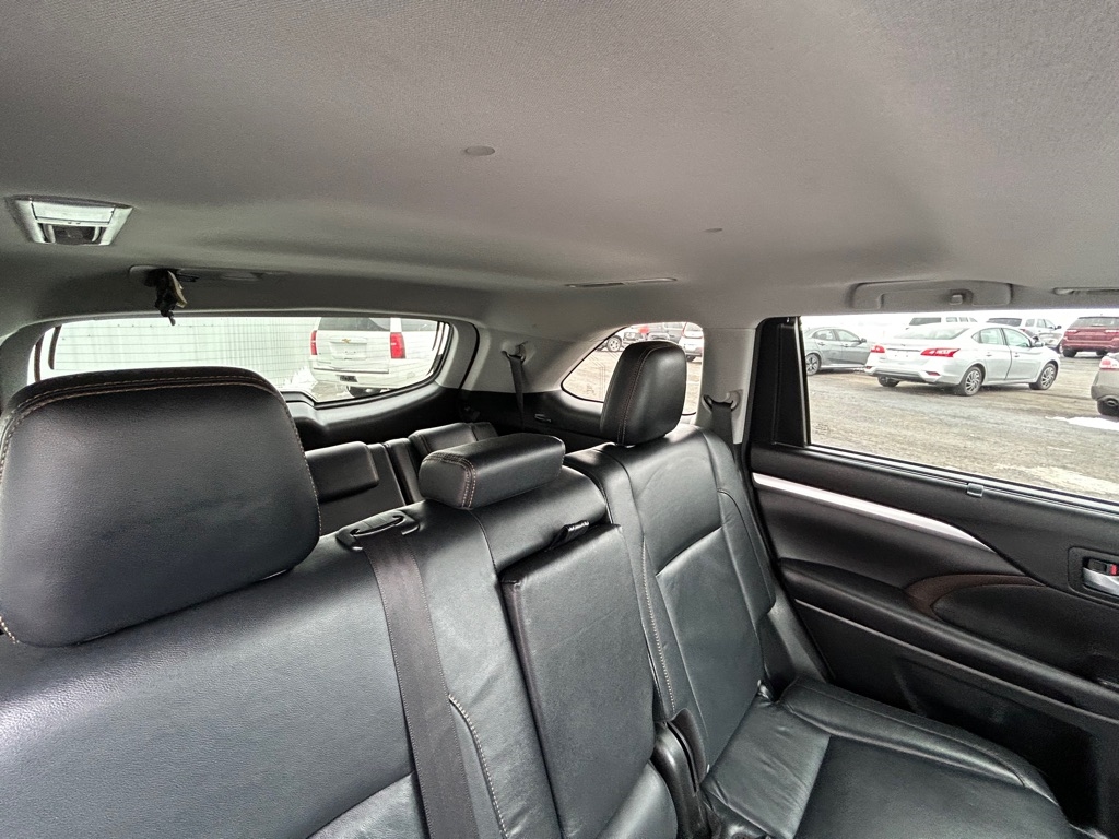 Toyota Highlander  2016