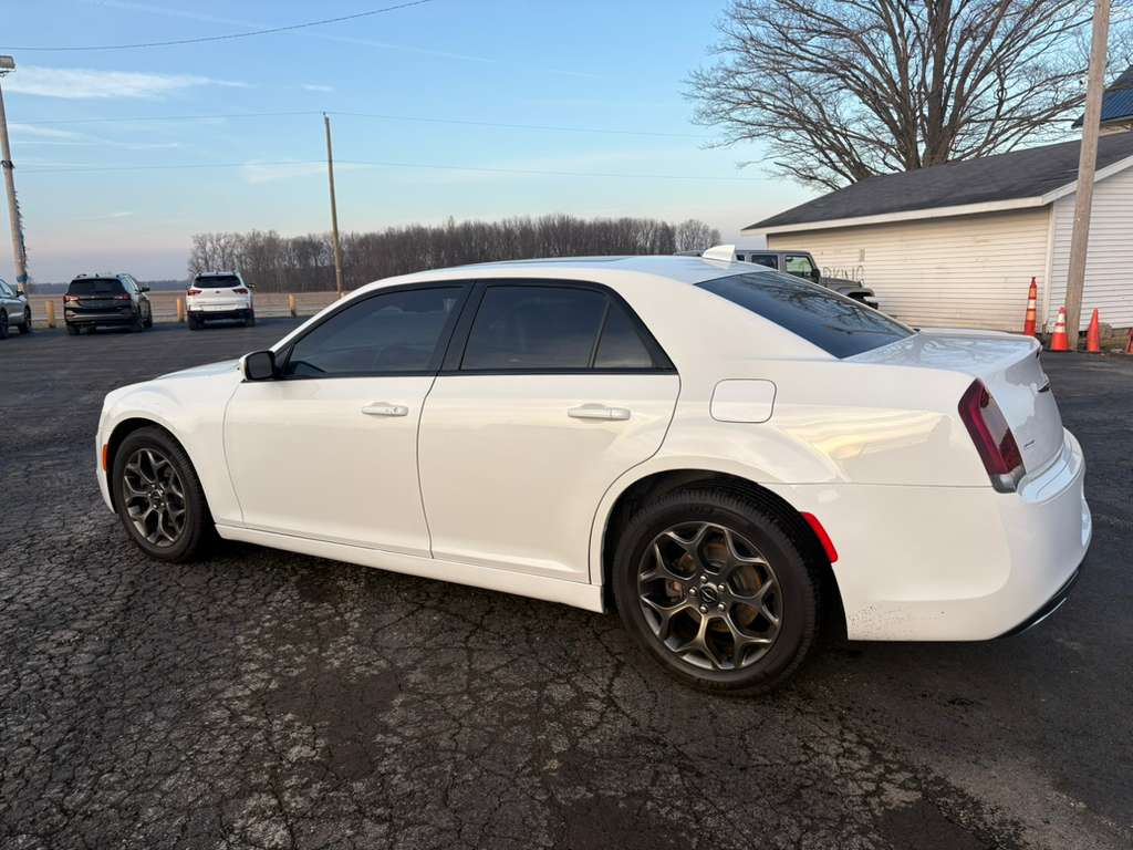 Chrysler 300  2018