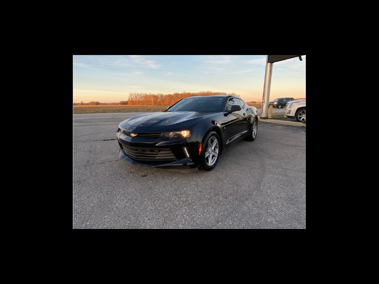 2018 Chevrolet Camaro 1LT's photo