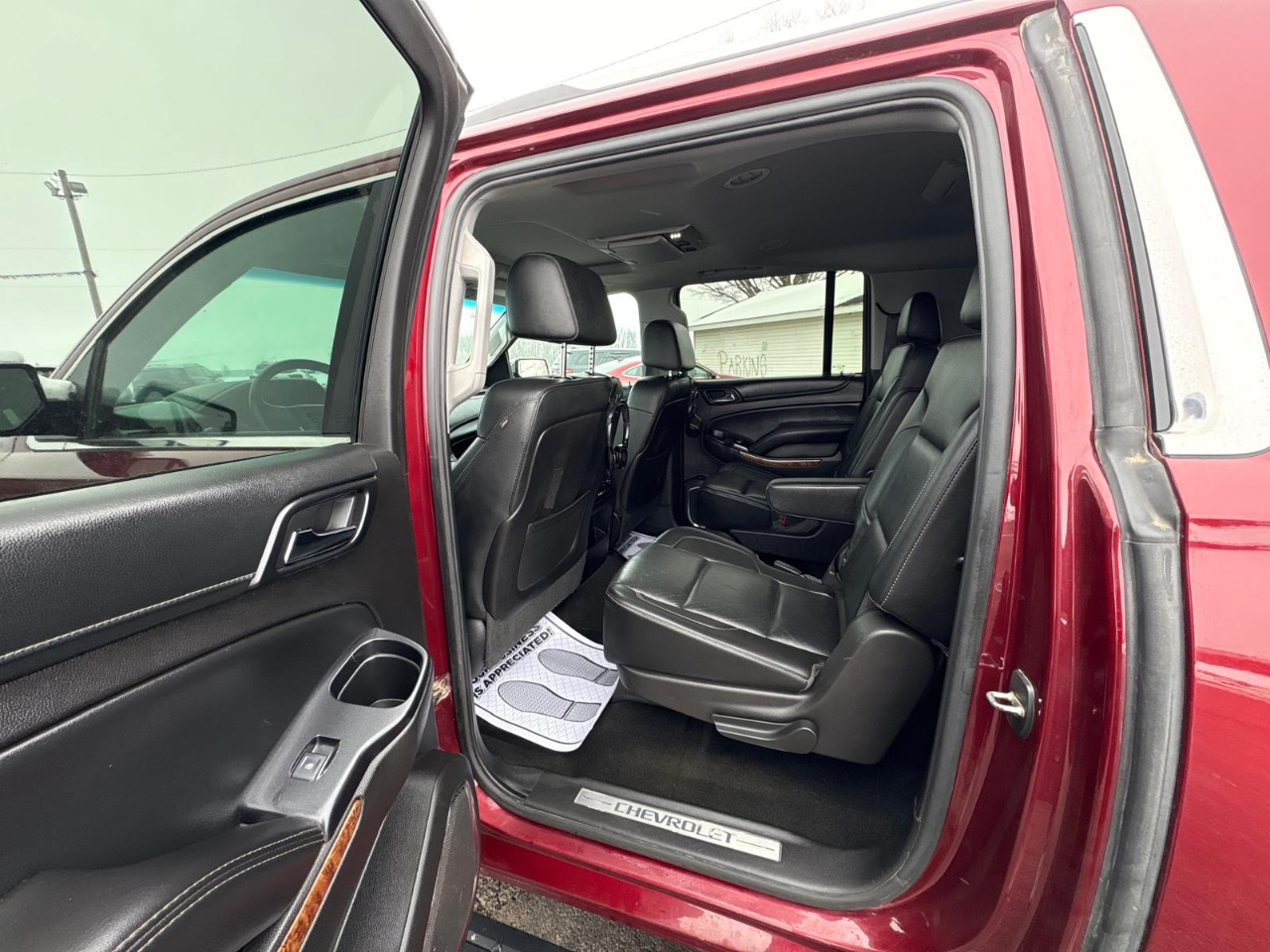 Chevrolet Suburban  2016