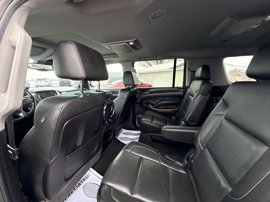 Chevrolet Suburban  2016