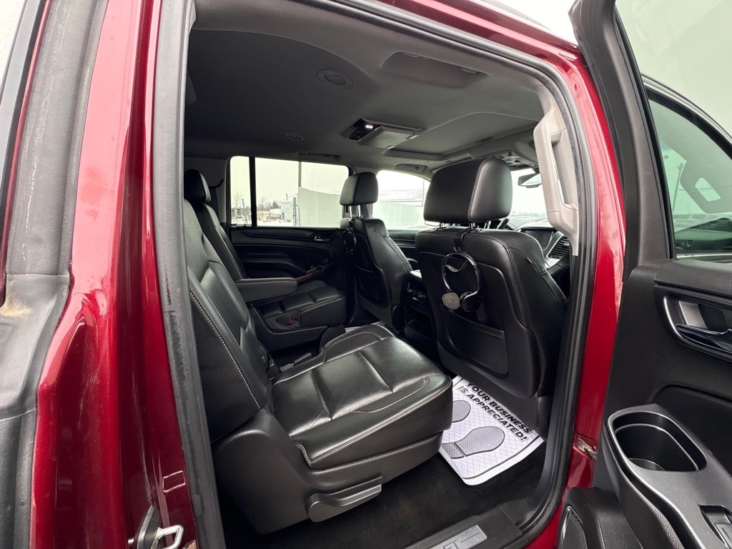 Chevrolet Suburban  2016