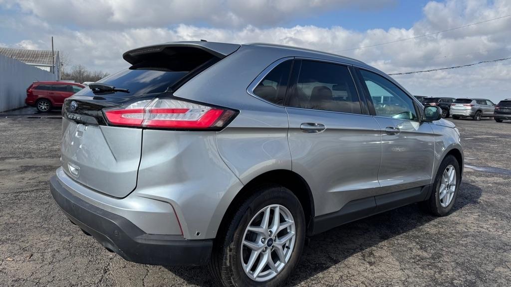 Ford Edge  2021