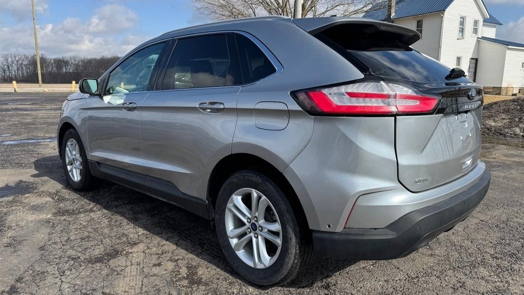 Ford Edge  2021