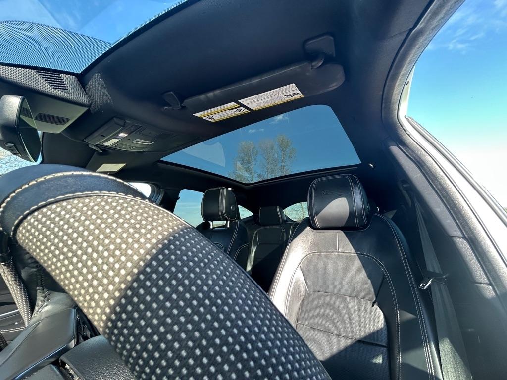 Jaguar E-Pace  2020