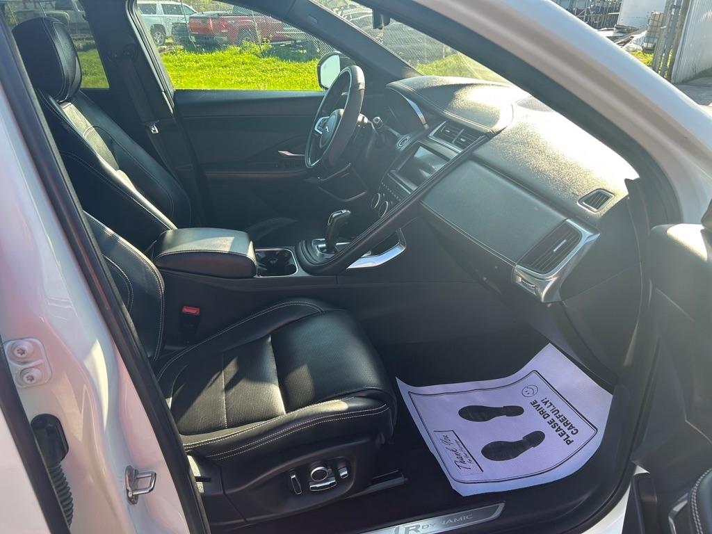 Jaguar E-Pace  2020