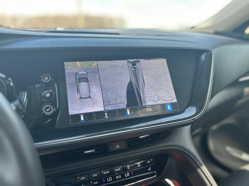 Buick Envision  2021