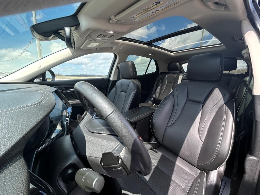 Buick Envision  2021