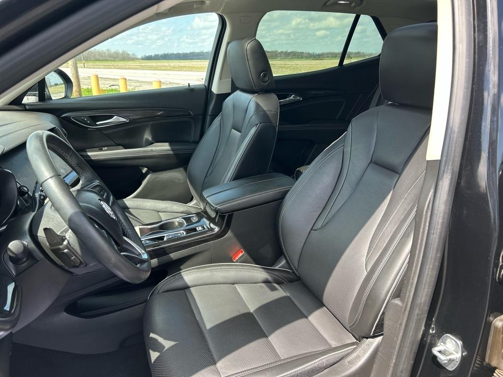 Buick Envision  2021