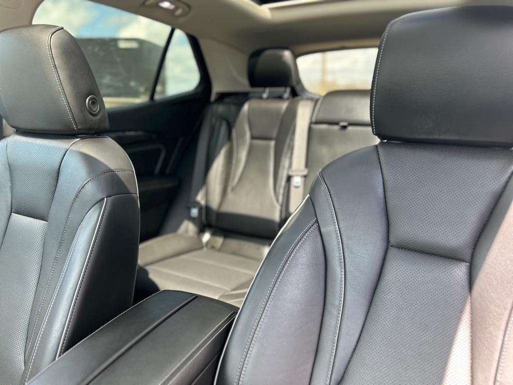 Buick Envision  2021