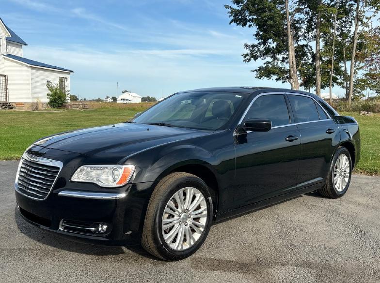 Chrysler 300  2013