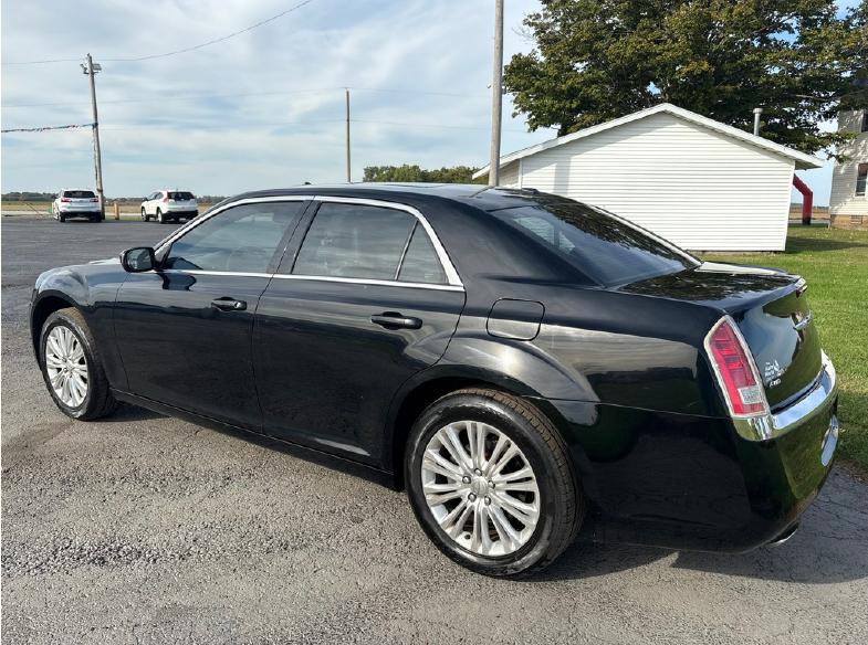 Chrysler 300  2013