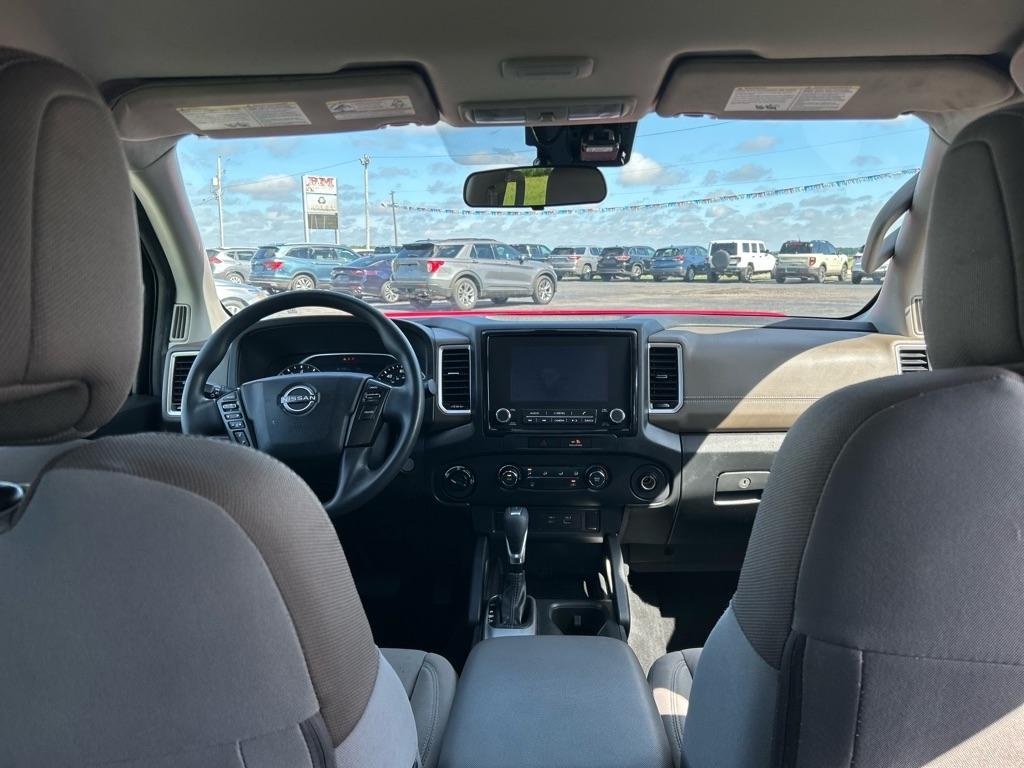 Nissan Frontier  2022