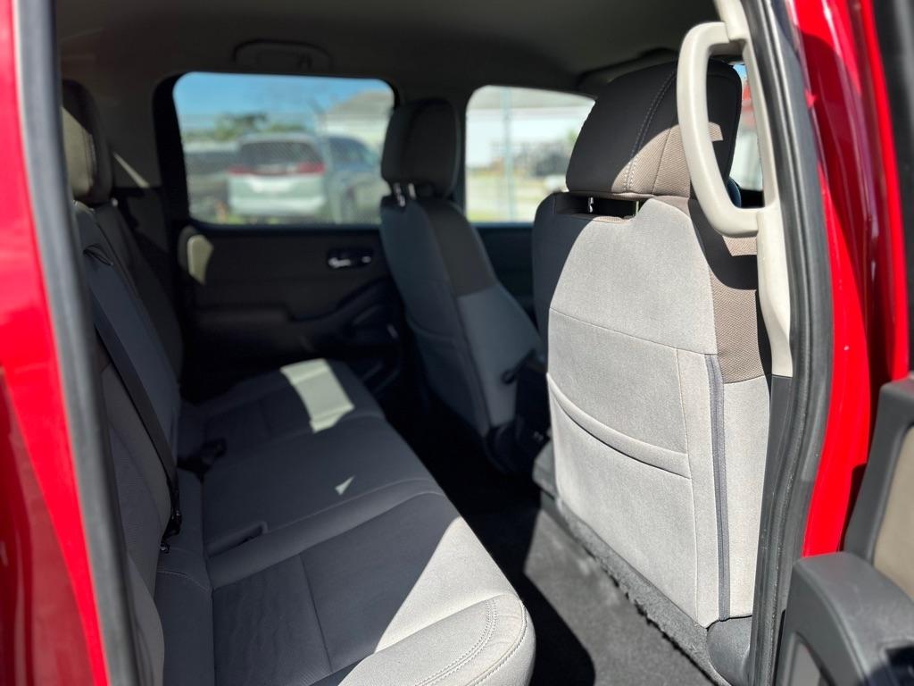 Nissan Frontier  2022