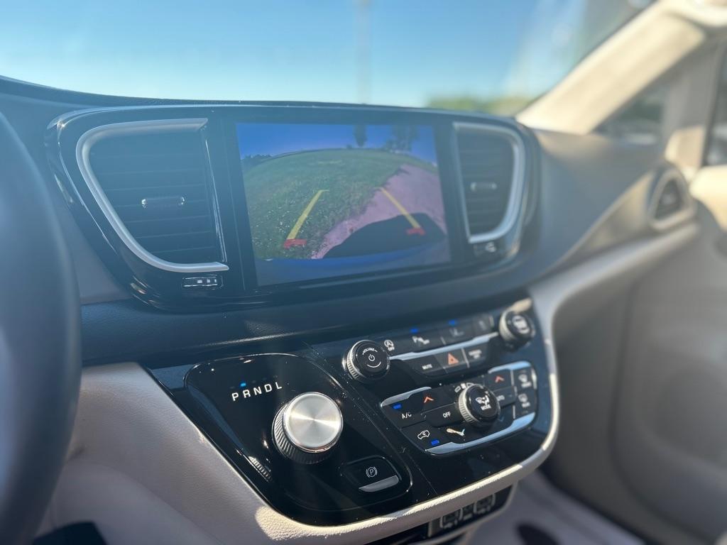 Chrysler Pacifica  2023