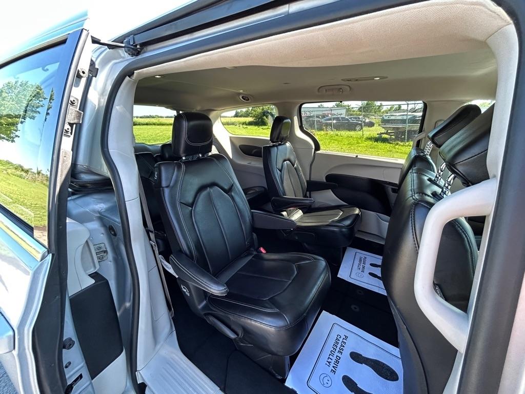 Chrysler Pacifica  2023
