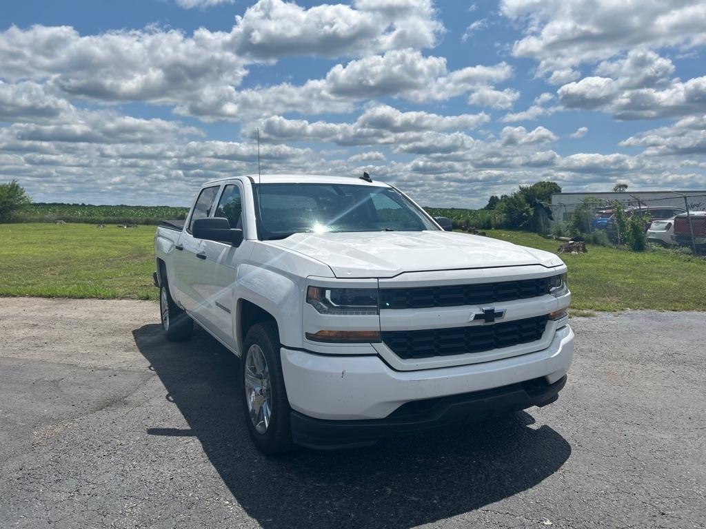 2018 Chevrolet Silverado 1500 CUSTOM