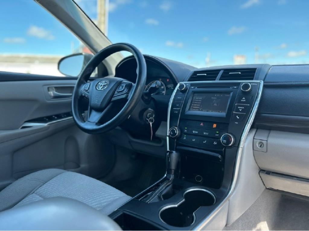 Toyota Camry  2015