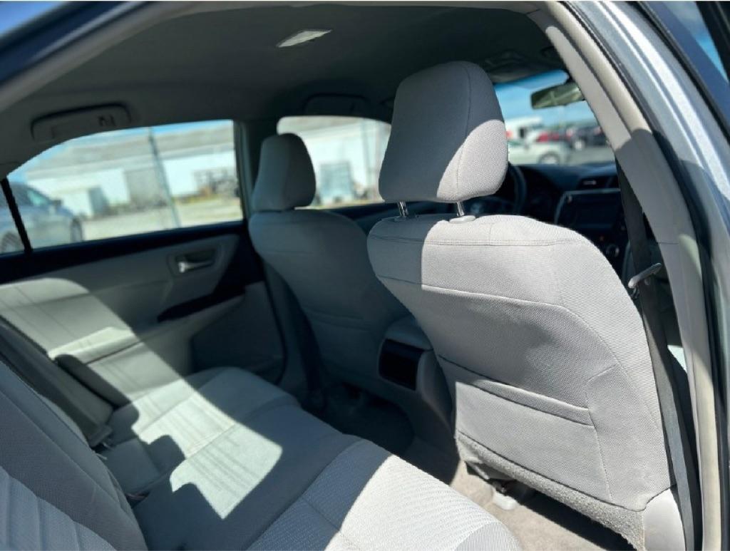 Toyota Camry  2015