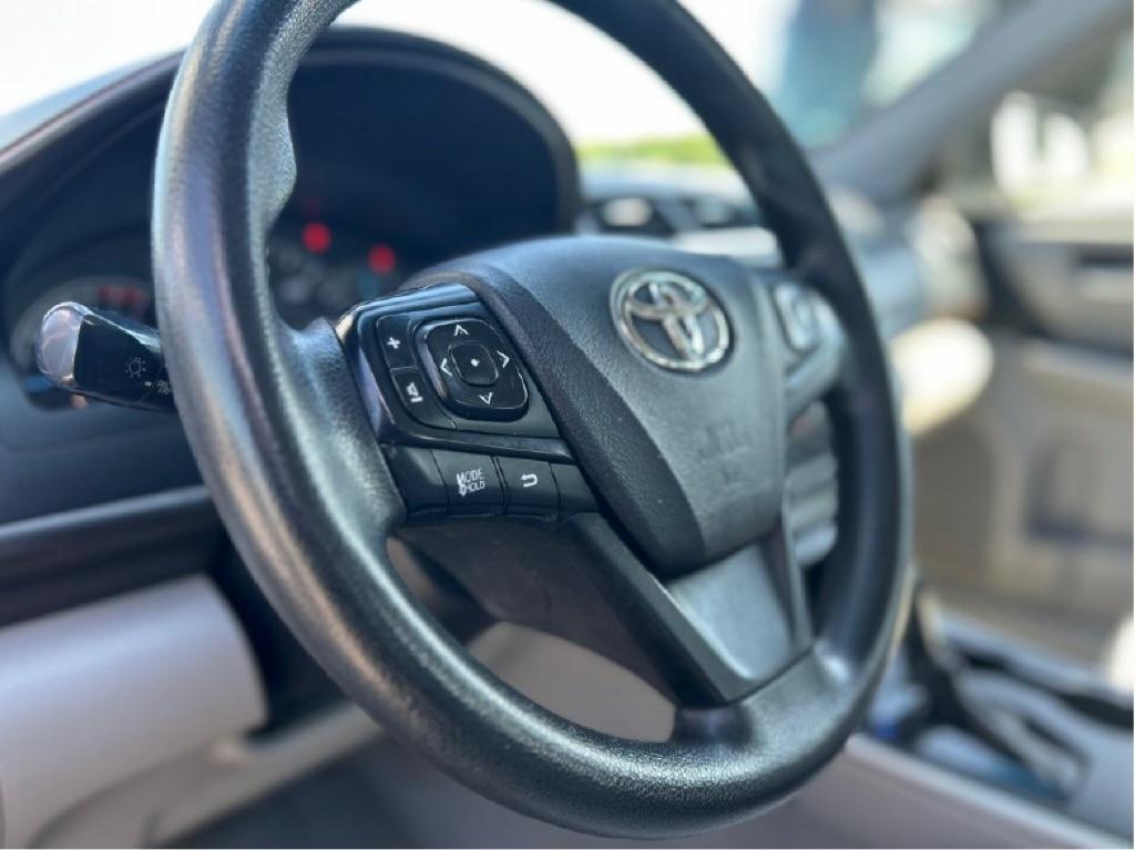 Toyota Camry  2015