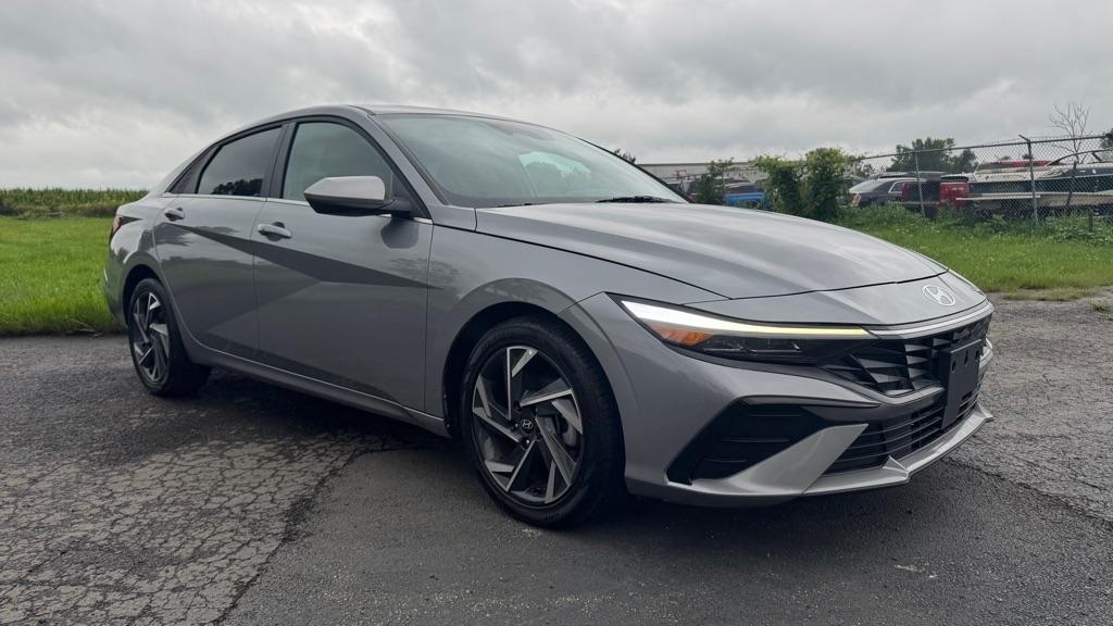 2025 Hyundai Elantra SEL