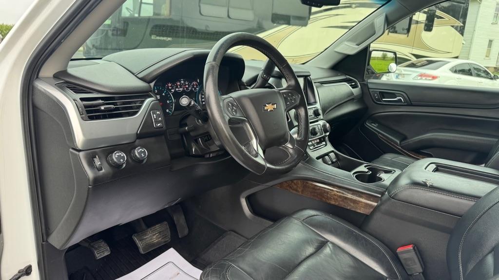 Chevrolet Suburban  2017