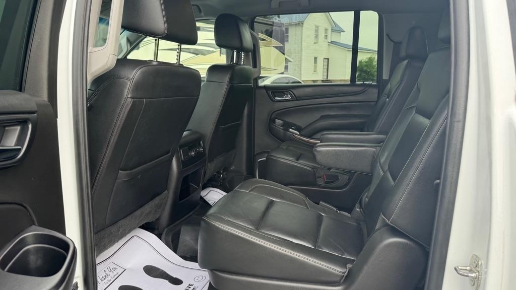 Chevrolet Suburban  2017