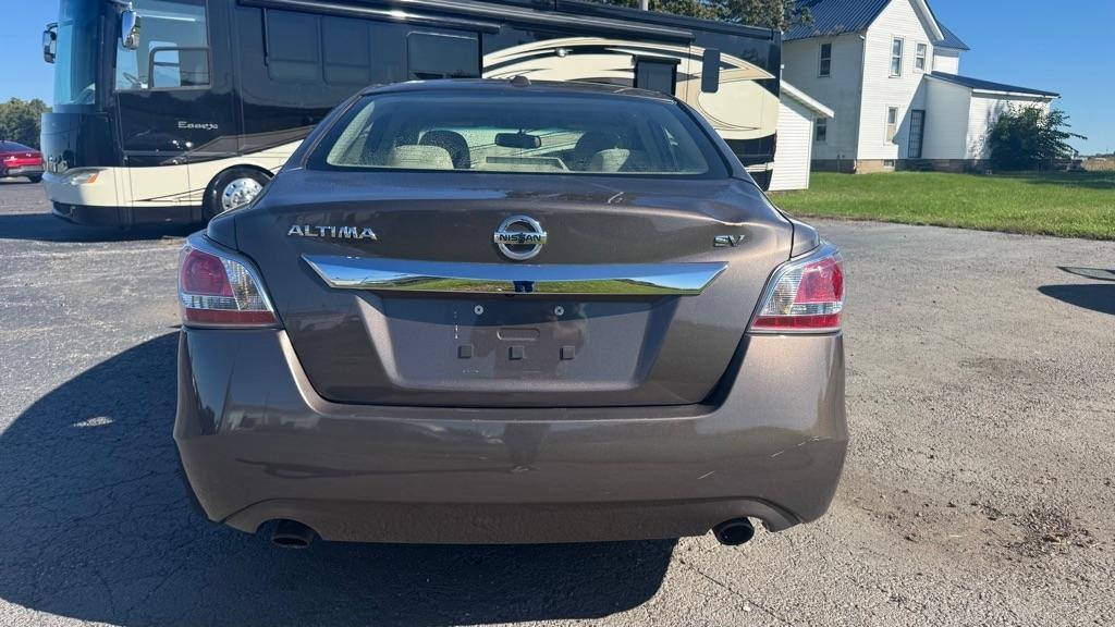 Nissan Altima  2015