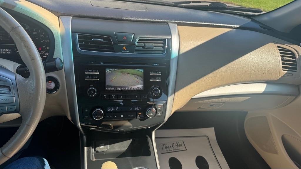 Nissan Altima  2015