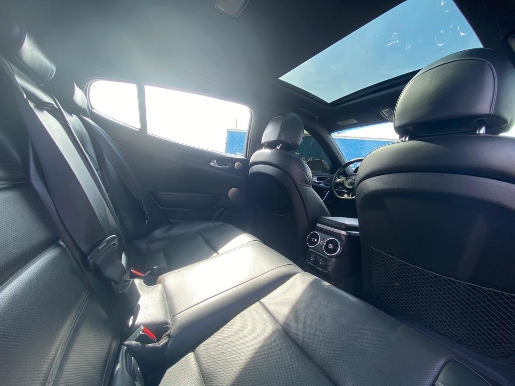 Kia Stinger  2018