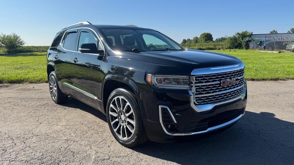 GMC Acadia  2021