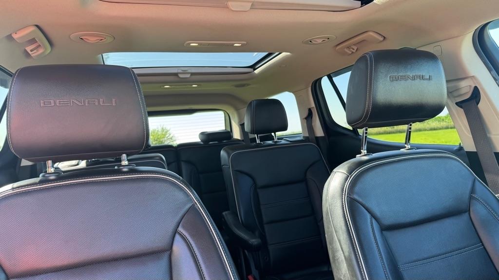 GMC Acadia  2021