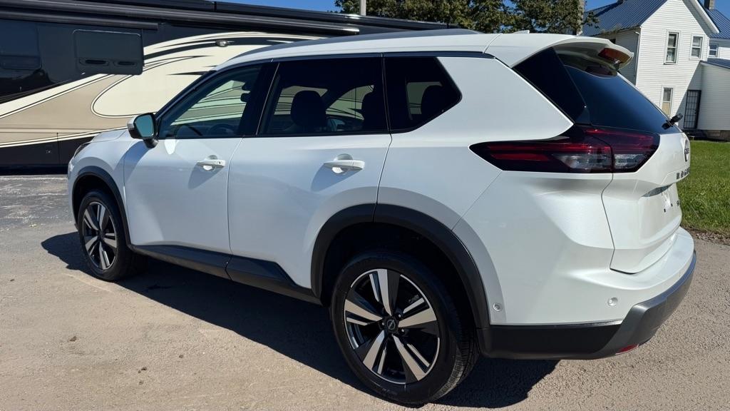 Nissan Rogue  2024