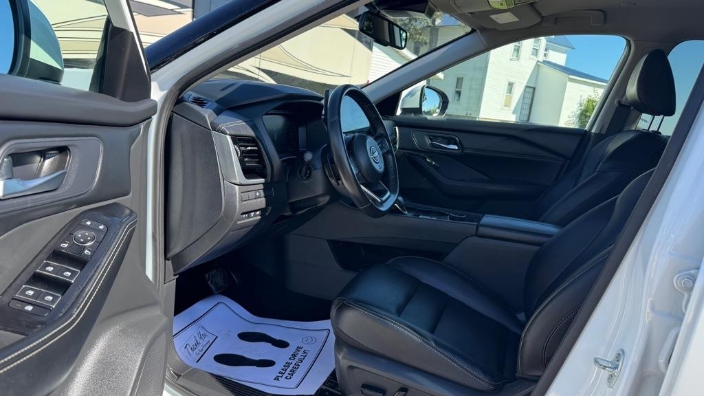 Nissan Rogue  2024