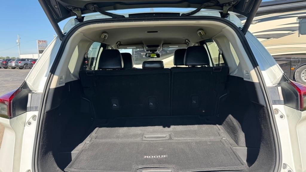 Nissan Rogue  2024
