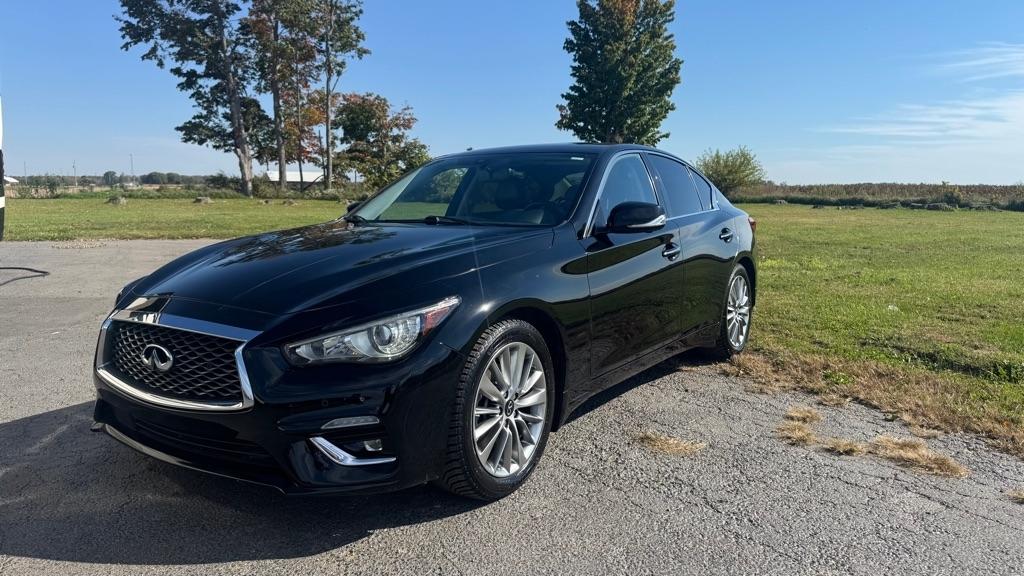 2022 Infiniti Q50 LUXE