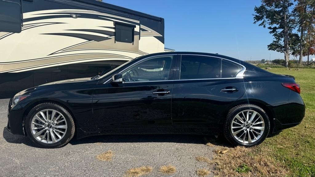 Infiniti Q50  2022