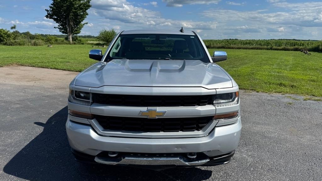 Chevrolet Silverado 1500  2018