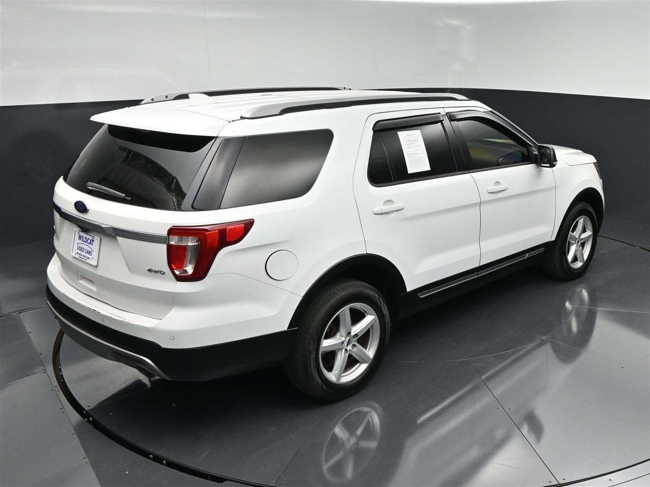 Ford Explorer XLT 4WD 2017