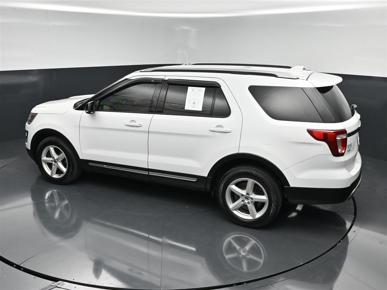 Ford Explorer XLT 4WD 2017