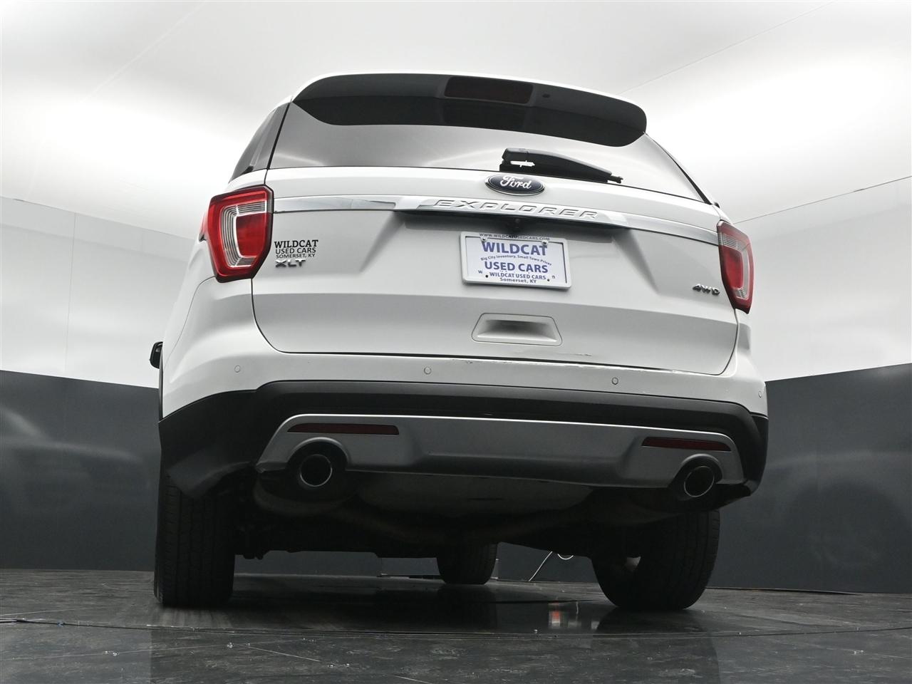 Ford Explorer XLT 4WD 2017