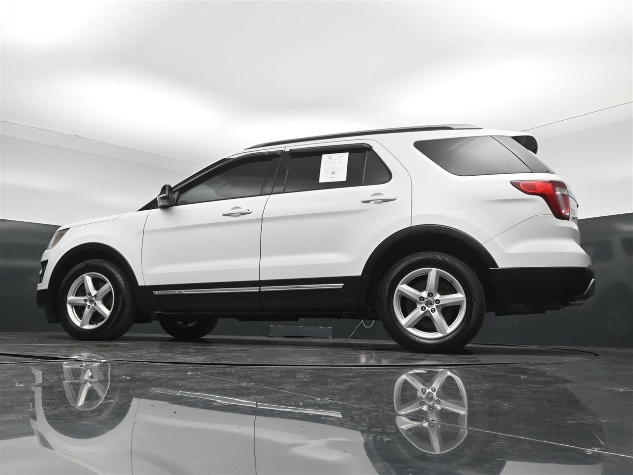 Ford Explorer XLT 4WD 2017