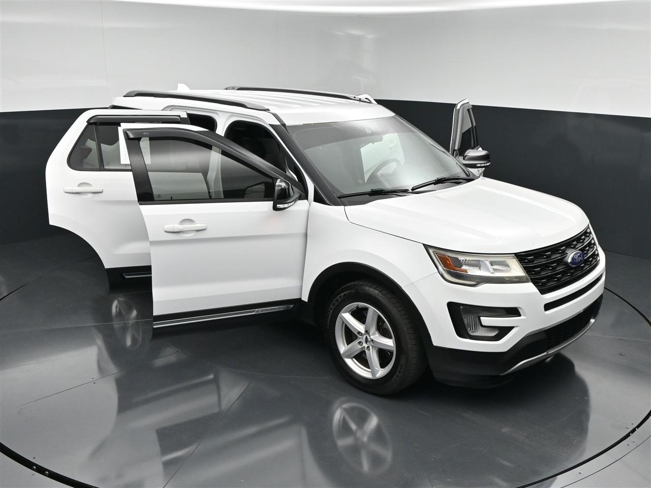 Ford Explorer XLT 4WD 2017