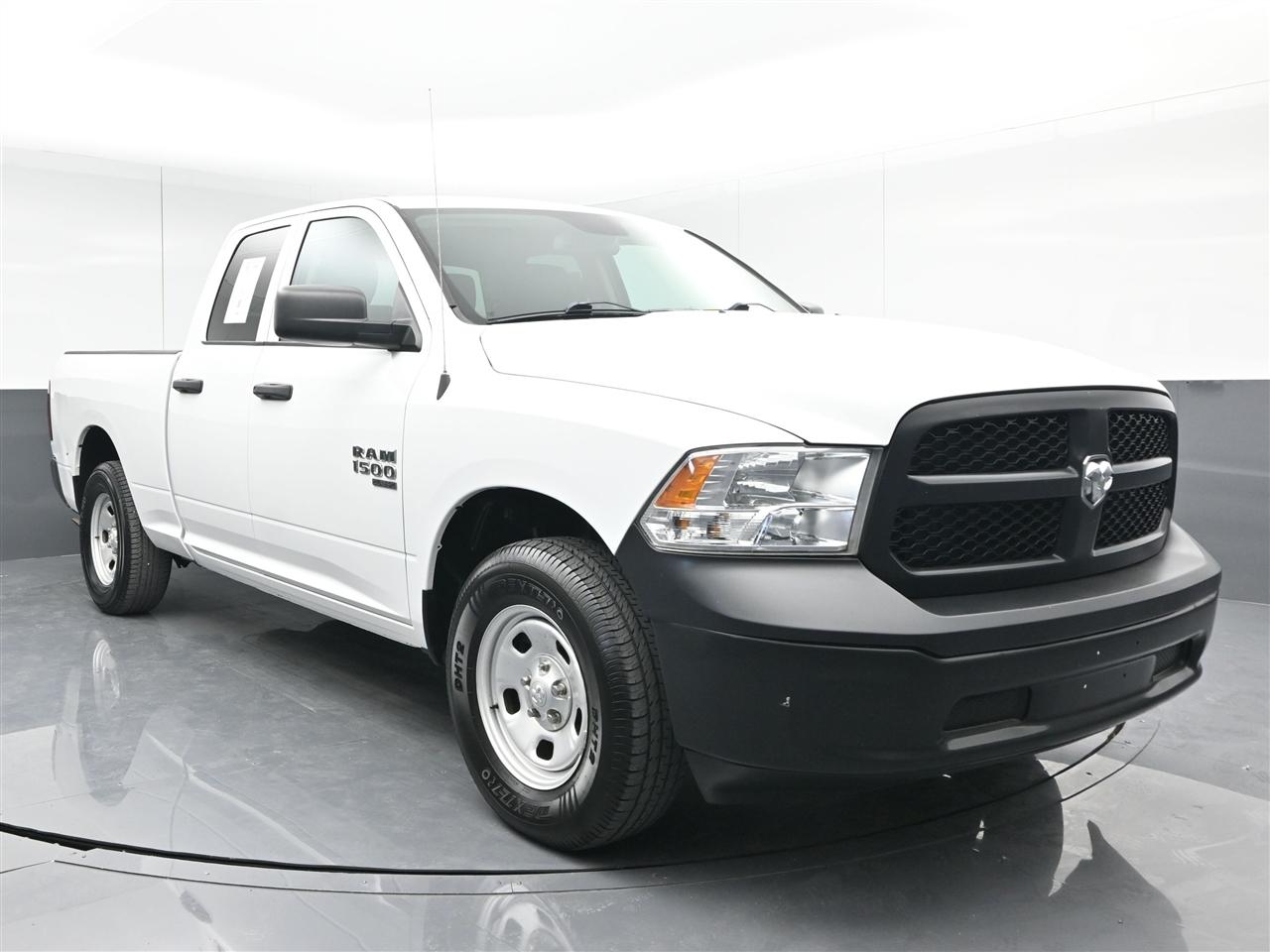 RAM 1500 Classic Tradesman Quad Cab 2WD 2020