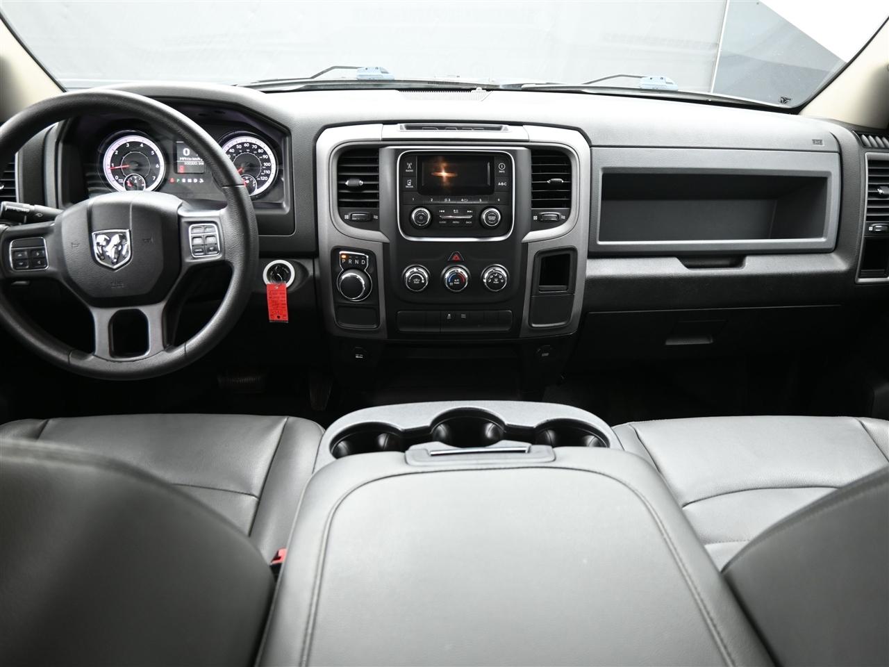 RAM 1500 Classic Tradesman Quad Cab 2WD 2020