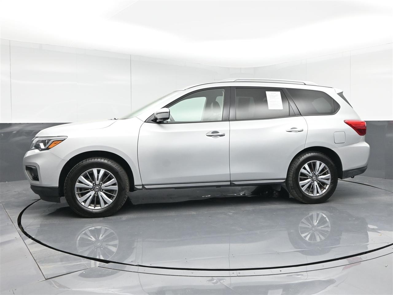 Nissan Pathfinder SL 4WD 2019