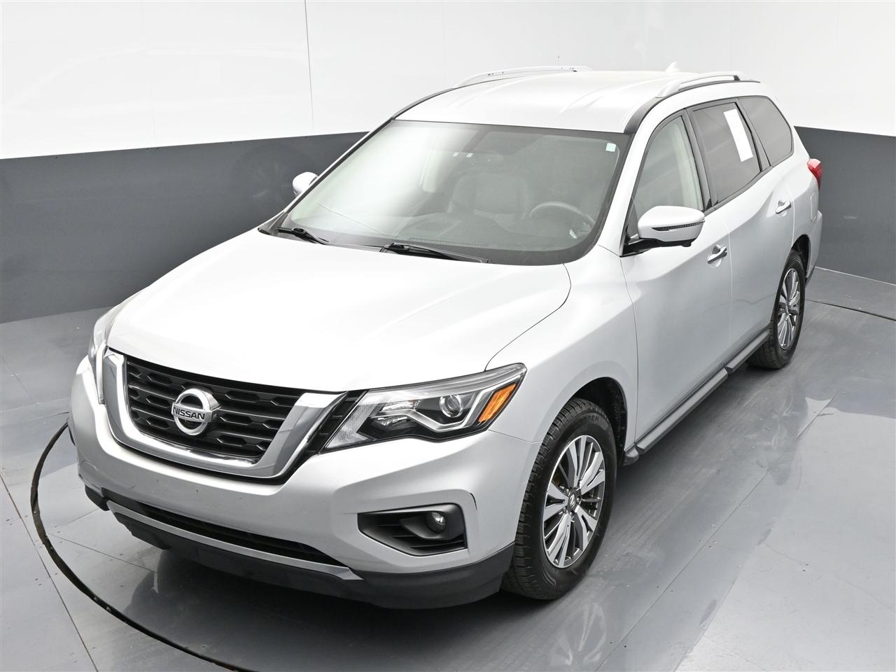 Nissan Pathfinder SL 4WD 2019