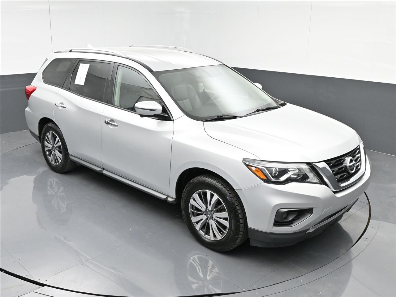 Nissan Pathfinder SL 4WD 2019