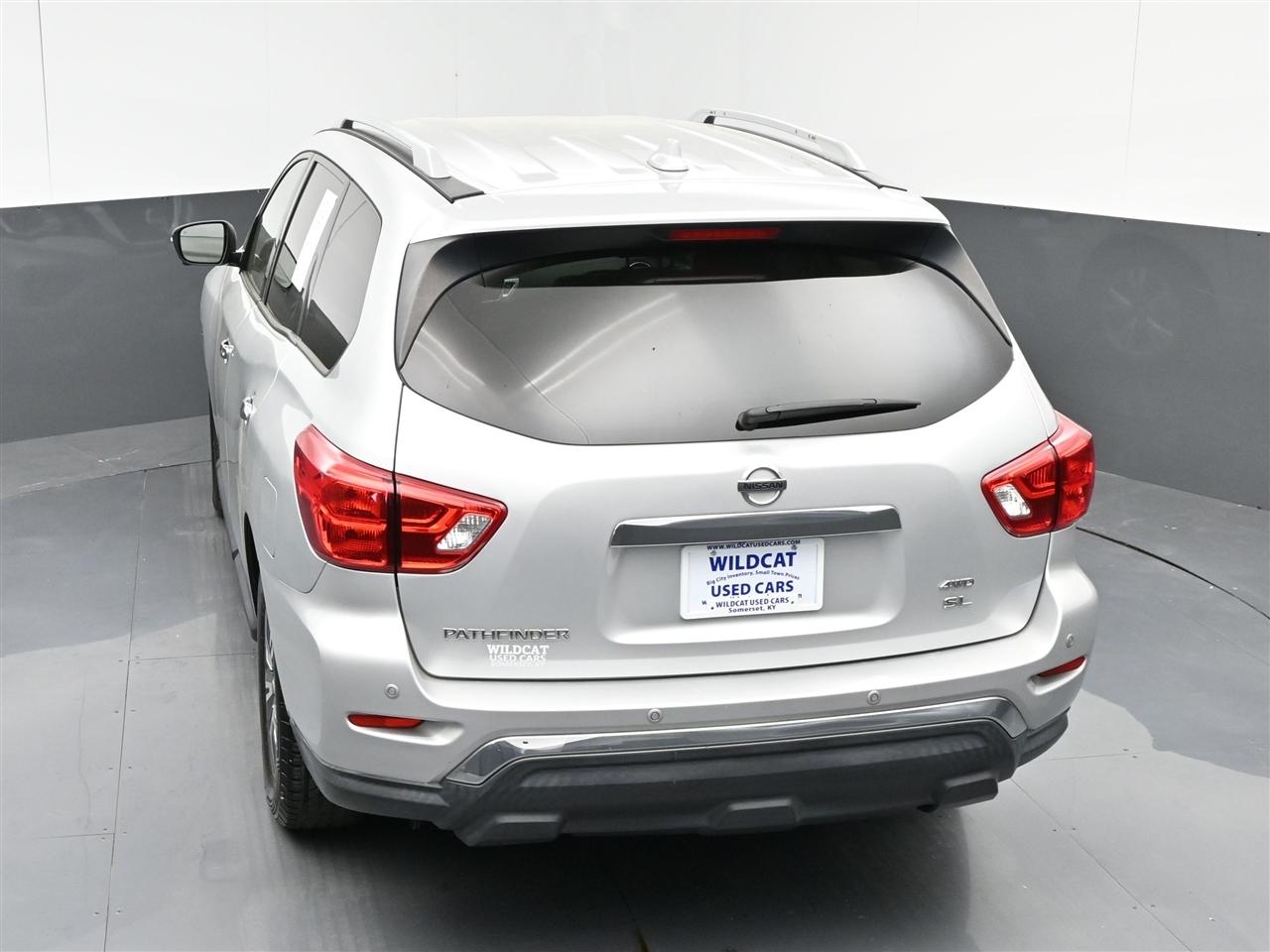 Nissan Pathfinder SL 4WD 2019